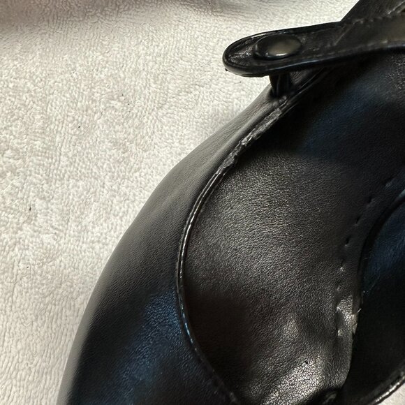 Gianni Bini black leather heels Size 10 NWOT - Picture 8 of 8
